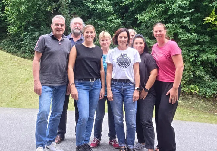 Hintergrundmalkurs-August-2025 Hintergrundmalkurs-August-2025